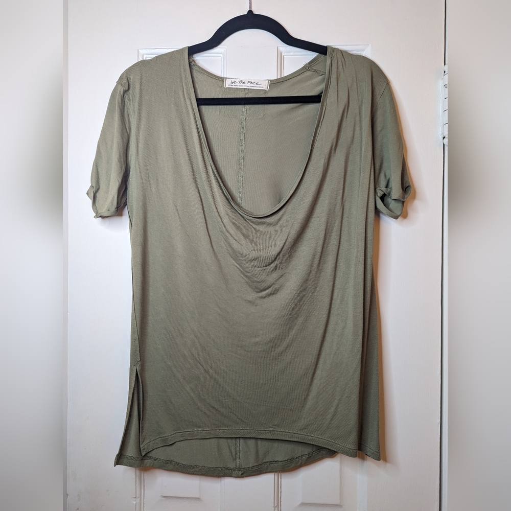 Free people army green flowy tee size xs